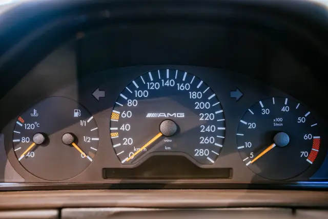 Mercedes-Benz E 60 AMG (W 210)