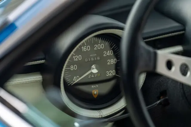 Lamborghini Miura SV a la venta con 1.516 kilómetros