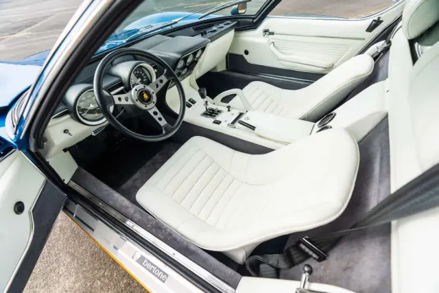 Lamborghini Miura SV a la venta con 1.516 kilómetros
