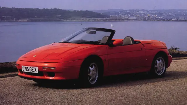 Lotus Elan (M100)