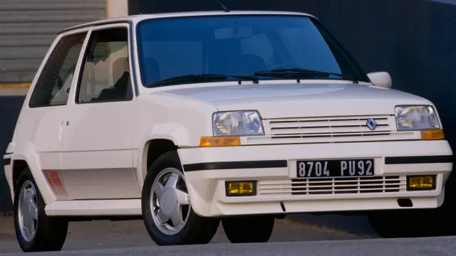 Renault Supercinco GT Turbo.