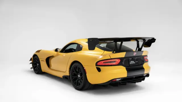 Precio de un Dodge Viper ACR Extreme usado.