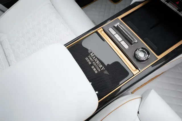Zeekr 9X de Mansory