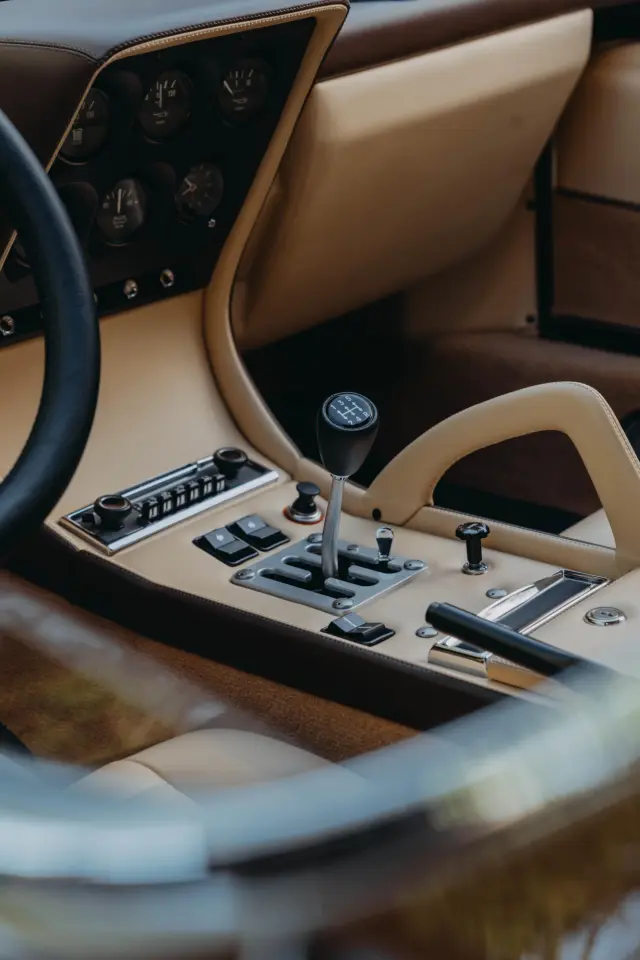 Lamborghini Miura SV de 1972 restaurado por Polo Storico