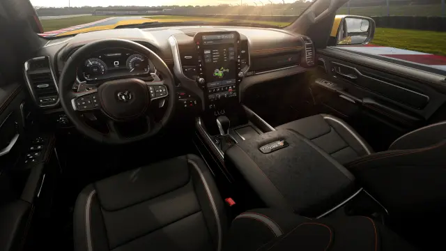 RAM 1500 Rumble Bee SRT