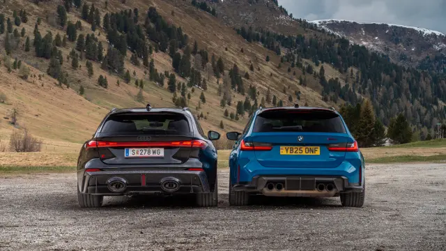 Audi RS5 Avant vs BMW M3 CS Touring