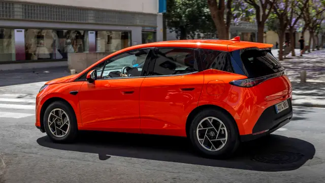 BYD Dolphin G DM-i