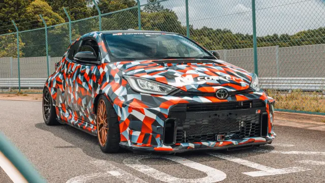 Prueba de los prototipos de Toyota Yaris con nuevas mecánicas
