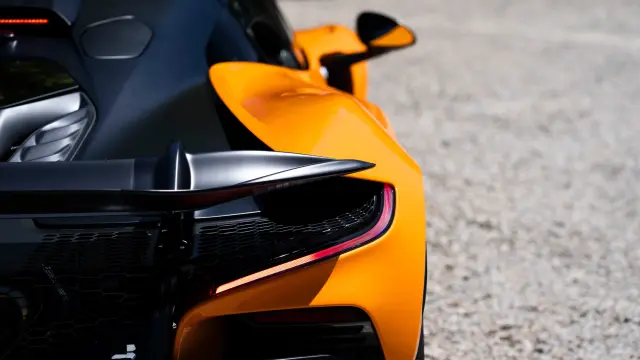 Prueba del McLaren W1