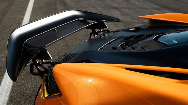 Prueba del McLaren W1