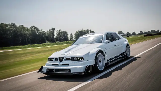 55-SGT, restomod del Alfa Romeo 155 DTM.