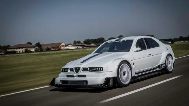 55-SGT, restomod del Alfa Romeo 155 DTM.