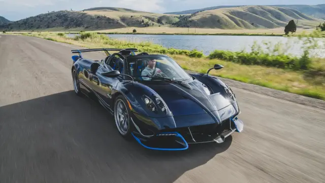 Pagani Huayra Roadster Executor.