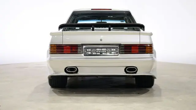 Mercedes-Benz 190 E W201 con kit de Schulz-Getzke