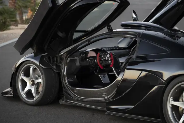 McLaren P1 GT by Lanzante