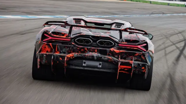 Lamborghini Revuelto Super Veloce