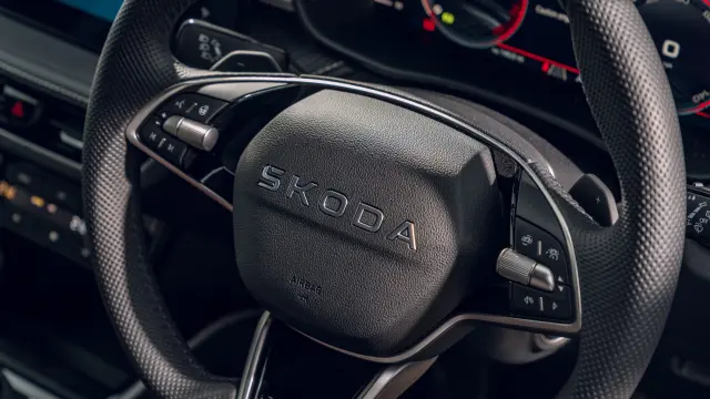 Alpine A290 vs Skoda Fabia 130