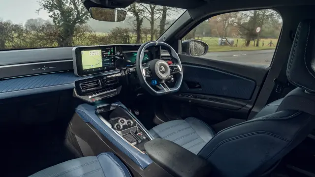 Alpine A290 vs Skoda Fabia 130