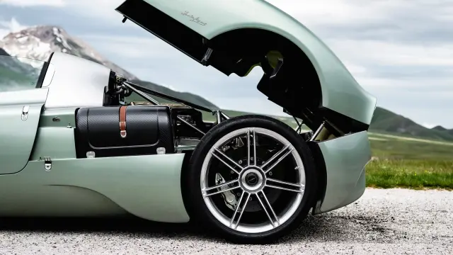 Prueba del Pagani Utopia Roadster
