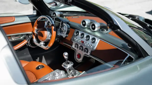 Prueba del Pagani Utopia Roadster