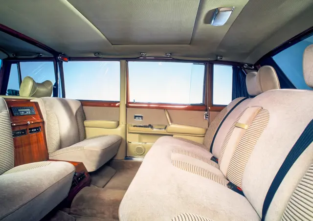 Mercedes-Benz 600 Pullman Landaulet (W100)