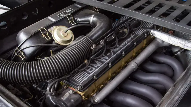 Motor M88/1 del BMW M1