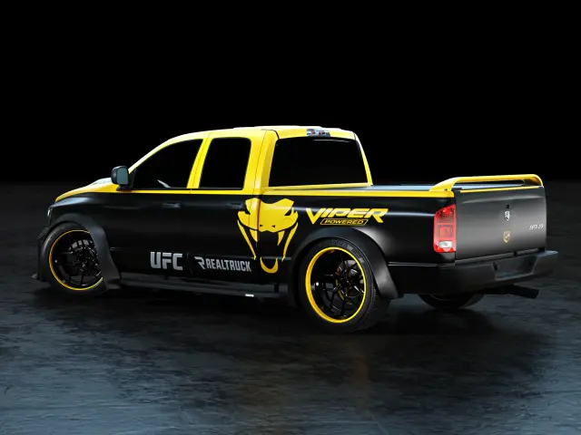 Dodge Ram 1500 SRT-10 modificado por RealTruck