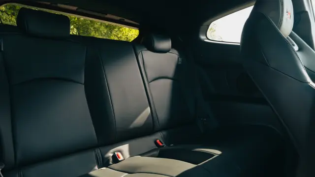 Volkswagen Golf GTI Edition 50 vs Toyota GR Yaris Aero Pack