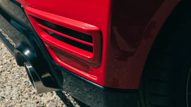 Volkswagen Golf GTI Edition 50 vs Toyota GR Yaris Aero Pack