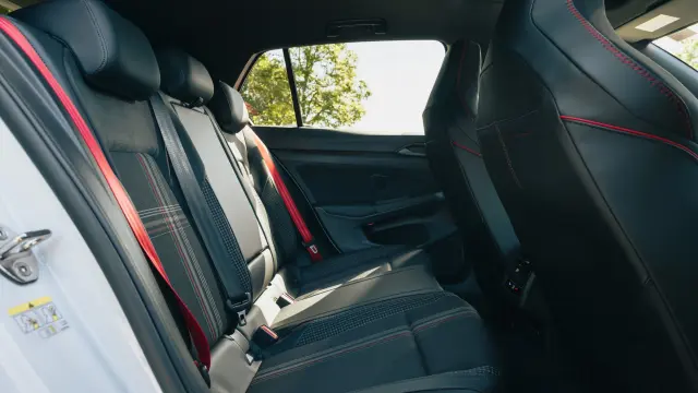 Volkswagen Golf GTI Edition 50 vs Toyota GR Yaris Aero Pack