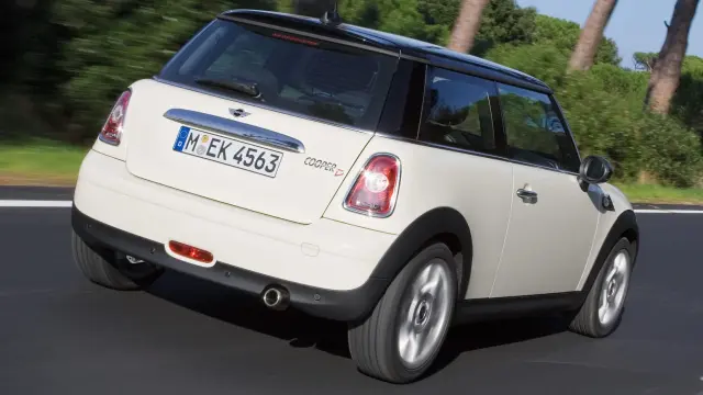 Mini R50