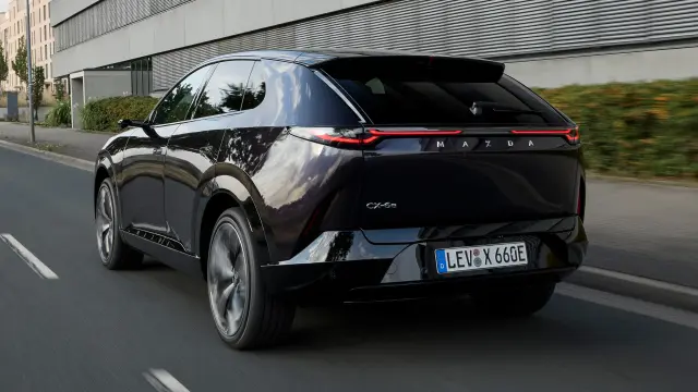Mazda CX-6e 2026