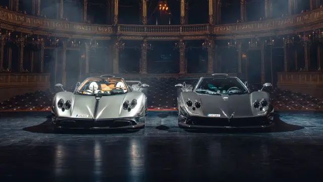 Los dos Pagani Zonda 760 RS en la sesión de fotos en la Ópera Nacional de Hungría