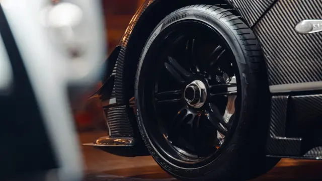 Los dos Pagani Zonda 760 RS en la sesión de fotos en la Ópera Nacional de Hungría