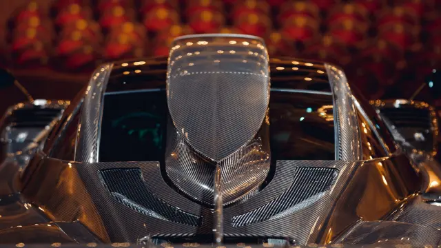 Los dos Pagani Zonda 760 RS en la sesión de fotos en la Ópera Nacional de Hungría