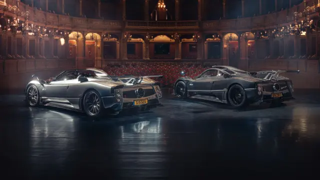 Los dos Pagani Zonda 760 RS en la sesión de fotos en la Ópera Nacional de Hungría