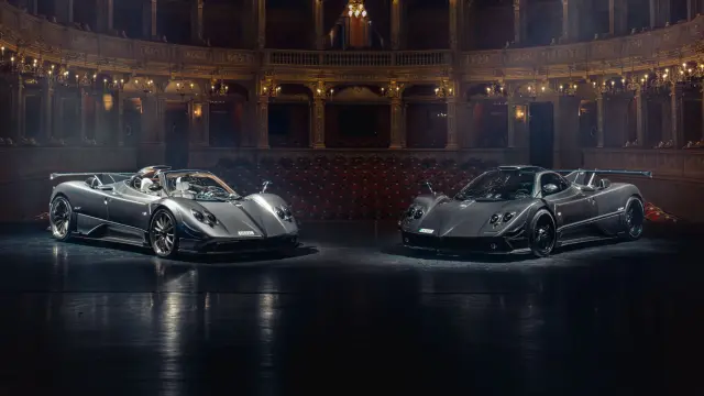Los dos Pagani Zonda 760 RS en la sesión de fotos en la Ópera Nacional de Hungría