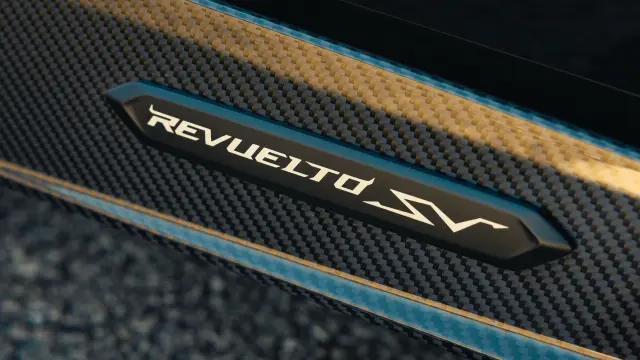 Lamborghini Revuelto SV