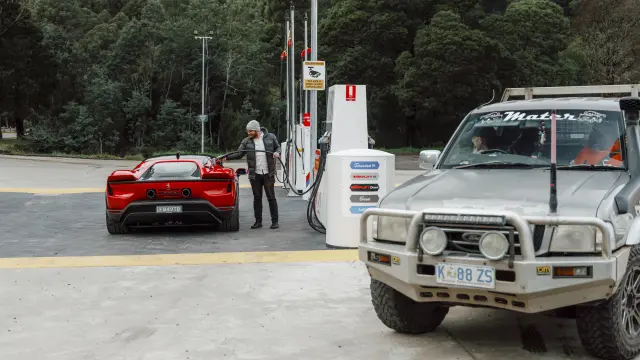 Prueba del Ferrari 849 Testarossa en las 99 curvas de Tasmania