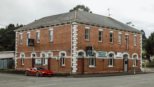 Prueba del Ferrari 849 Testarossa en las 99 curvas de Tasmania