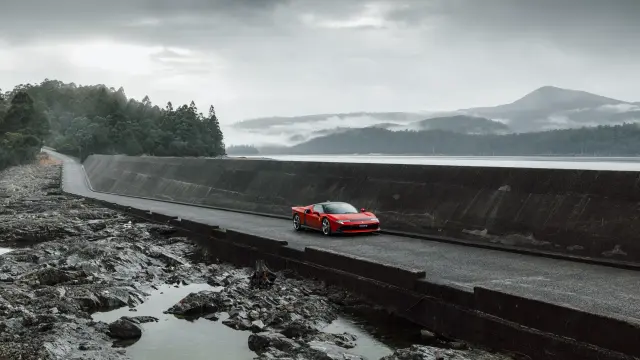 Prueba del Ferrari 849 Testarossa en las 99 curvas de Tasmania