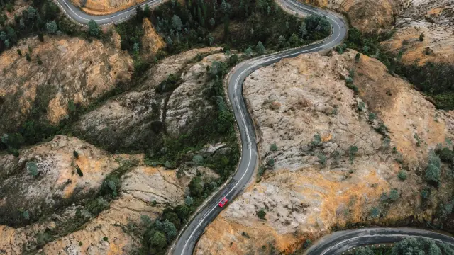 Prueba del Ferrari 849 Testarossa en las 99 curvas de Tasmania