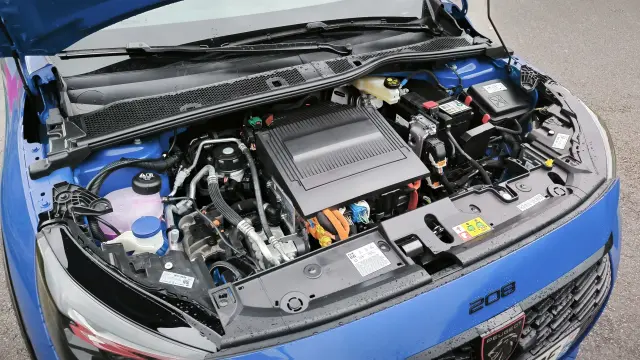 Peugeot E-208 GTI