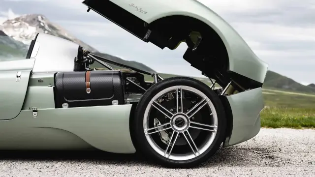 Tres Pagani Roadster: Zonda F, Utopia Roadster y Huayra Roadster HP