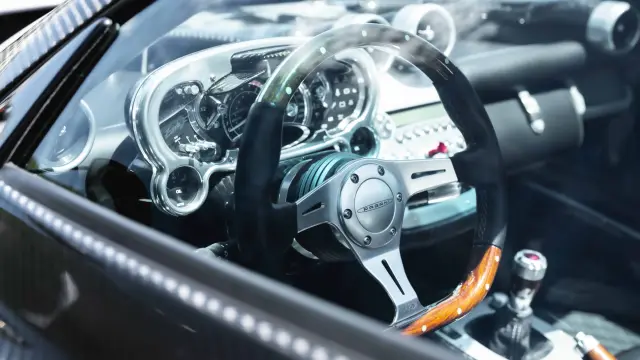 Tres Pagani Roadster: Zonda F, Utopia Roadster y Huayra Roadster HP