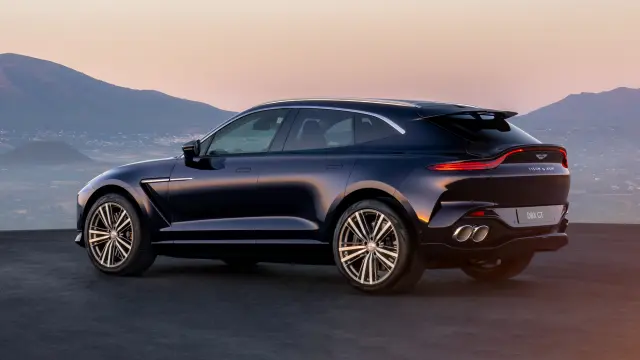 Aston Martin DBX GT