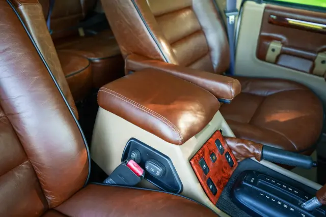 Land Rover Discovery restomod Project Earnie