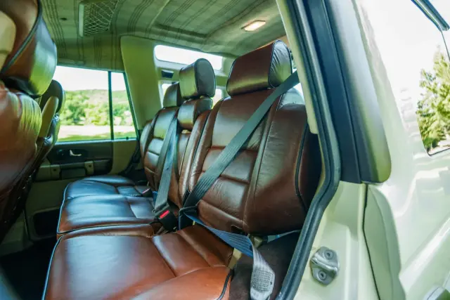 Land Rover Discovery restomod Project Earnie