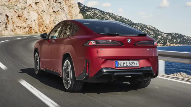 BMW iX4 2027
