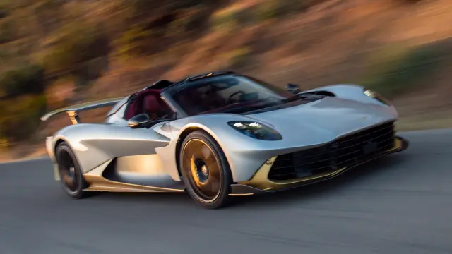 Aston Martin Valhalla Spider